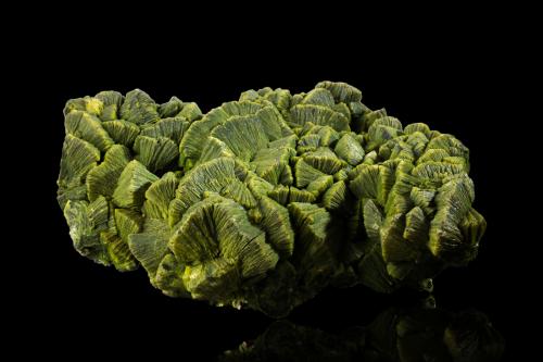 Meta-autunite<br />Daybreak Mine, Mount Kit Carson, Spokane County, Washington, USA<br />17 x 12.5 x 8 cm / main crystal: 2.5 cm<br /> (Author: MIM Museum)