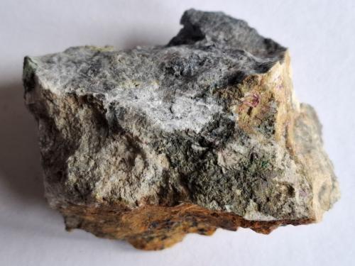 Erythrite, Glaukosphaerite, Azurite<br />Stocker adit, Silberberg mining district, Reith im Alpbachtal, Kufstein District, Inn Valley, North Tyrol, Tyrol/Tirol, Austria<br />5,5 x 4 cm<br /> (Author: Volkmar Stingl)