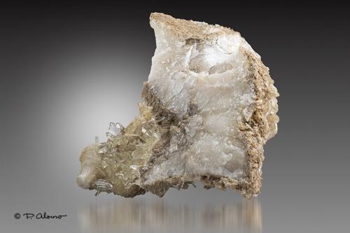 Yeso<br />Alabaster quarries, Fuentes de Ebro, Delimitación Comarcal de Zaragoza, Zaragoza, Aragon, Spain<br />11cm x 10cm x 5cm<br /> (Autor: Pere Alonso)
