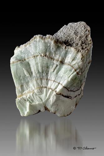 Aragonito<br />Providencia Mine (La Divina Providencia), La Foceja, Villanueva de Pontedo, Cármenes (Villamanín), Comarca Los Argüellos, León, Castile and León, Spain<br />7,5cm x 9cm x 5,5cm<br /> (Autor: Pere Alonso)