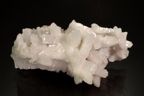 Baryte on Quartz<br />Wanlockhead, Dumfries and Galloway, Kirkcudbrightshire, Scotland / United Kingdom<br />7.4 x 4.7 x 4.0 cm<br /> (Author: Michael Shaw)