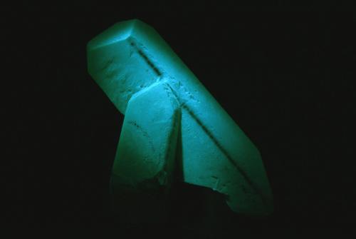 Barite<br />Linwood Mine, Buffalo, Scott County, Iowa, USA<br />9.2 x 5.4 x 2.3 cm<br /> (Author: Michael Shaw)