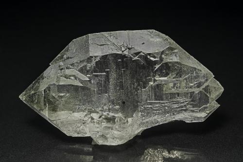 Quartz, Chlorite Group<br />Mont Blanc Massif, Chamonix, Haute-Savoie, Auvergne-Rhône-Alpes, France<br />8.8 x 5.5 cm<br /> (Author: am mizunaka)