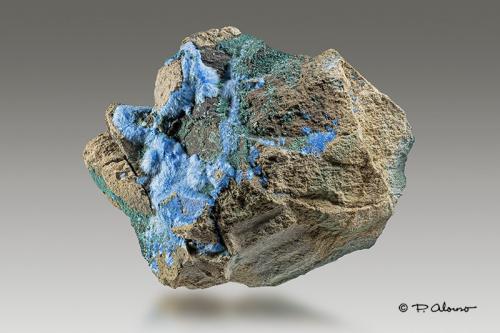 Cianotriquita + Brochantita<br />Potrerillos Mine, Potrerillos, Diego de Almagro, Chañaral Province, Atacama Region, Chile<br />6cm x 5cm x 3,5cm<br /> (Autor: Pere Alonso)