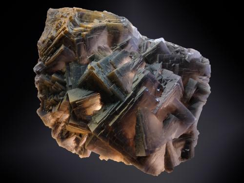 Fluorite<br />Koh-i-Maran, Kalat District, Balochistan (Baluchistan), Pakistan<br />154 mm x 125 mm x 56 mm<br /> (Author: Firmo Espinar)