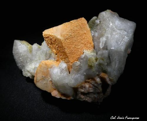 Microclina y Cuarzo.<br />Mina Matagalls (Minas de Sant Marçal), Sant Marçal, Viladrau, Comarca Osona, Gerona / Girona, Cataluña / Catalunya, España<br />74x54 mm.<br /> (Autor: Jesus Franquesa Baucells)