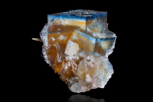 Fluorita<br />Minerva I Mine, Bethel level, Ozark-Mahoning group, Cave-in-Rock Sub-District, Hardin County, Illinois, USA<br />6 x 6 x 8 cm / Cristal principal: 5.2 cm<br /> (Autor: Museo MIM)