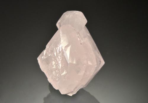Calcite<br />Empire State No. 4 Mine, Balmat, Balmat-Edwards Zinc District, St. Lawrence County, New York, USA<br />2.6 x 2.0 cm<br /> (Author: Michael Shaw)