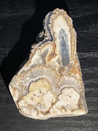 Baryte<br />Dirtlow Rake, Castleton, High Peak District, Derbyshire, England / United Kingdom<br />7.5 x 5 cm<br /> (Author: Kevin Schofield)