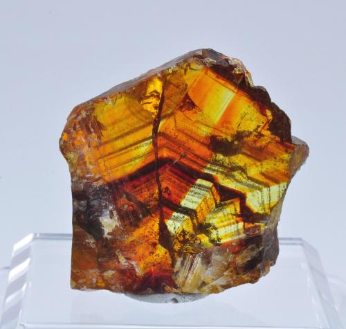 Esfalerita<br />Áliva mining area, Camaleño, Comarca Liébana, Cantabria, Spain<br />5.5 × 5 × 1.1 cm<br /> (Autor: Jordi Fabre)