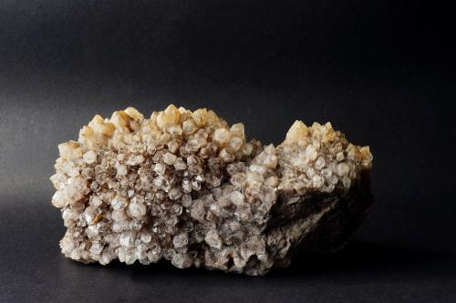 Quartz<br />Ploemeur, Lorient, Morbihan, Bretaña/Bretagne, Francia<br />7x5x4 cm.<br /> (Author: DanovskiM)