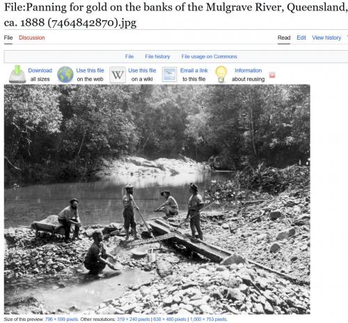 Gold panning<br /><br /><br /> (Author: Carles Millan)