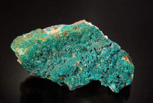 Brochantite<br />Paoli deposit, Paoli, Red Bed District, Garvin County, Oklahoma, USA<br />7.9 x 4.8 x 2.5 cm<br /> (Author: Michael Shaw)