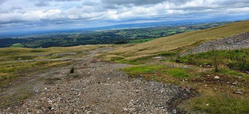 Extensive dumps and spoilheaps (Author: Forrestblyth)
