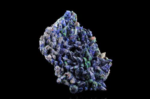 Azurite coating Goethite after Calcite<br />Mina Christiana, Minas Kamariza, Agios Konstantinos, Distrito minero Lavrion, Prefectura Attikí (Attica), Grecia<br />21.5 x 13 x 14 cm<br /> (Author: MIM Museum)
