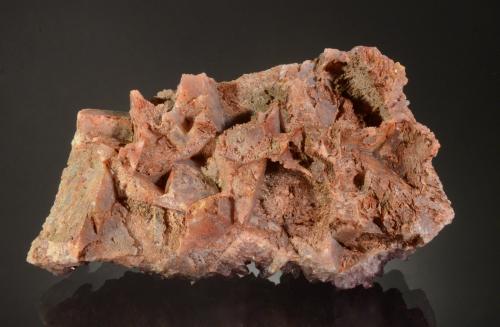 Quartz<br />Mina Alacam, Distrito Dursunbey, Provincia Balıkesir, Región Marmara, Turquía<br />8.6 x 4.9 x 2.5 cm<br /> (Author: Michael Shaw)