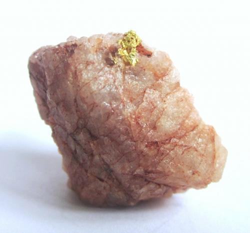 Gold, quartz<br />Concesión Viúva, Senador Mourão, Diamantina, Vale do Jequitinhonha, Minas Gerais, Brasil<br />Specimen size 3 cm, the gold measures 5 mm<br /> (Author: Tobi)