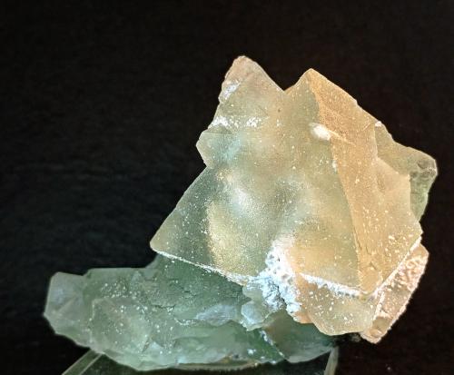 Fluorita<br />Mina Dongshan, Xianghualing, Linwu, Prefectura Chenzhou, Provincia Hunan, China<br />8 x 7 cm.<br /> (Autor: Felipe Abolafia)