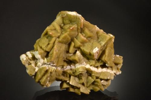 Siderite<br />Hüttenberg, Sankt Veit an der Glan, Carintia/Kärnten, Austria<br />7.1 x 5.8 x 2.7 cm<br /> (Author: Michael Shaw)