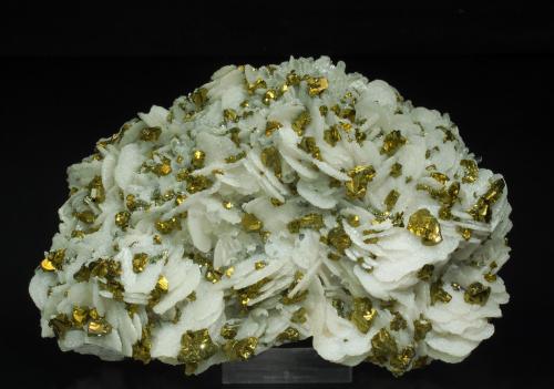 Calcite with Chalcopyrite and Pyrite<br />Boldut Mine, 61 level, ↓350 m, Cavnic mining area, Cavnic, Maramures, Romania<br />14.5 × 10 × 6.5 cm<br /> (Author: Jordi Fabre)