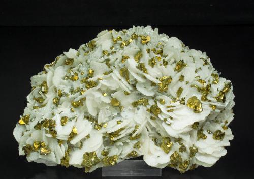 Calcite with Chalcopyrite and Pyrite<br />Boldut Mine, 61 level, ↓350 m, Cavnic mining area, Cavnic, Maramures, Romania<br />14.5 × 10 × 6.5 cm<br /> (Author: Jordi Fabre)