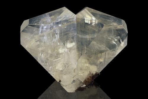 Calcite (twinned)<br />Dachang District, Nandan, Hechi Prefecture, Guangxi Zhuang Autonomous Region, China<br />13.5 x 11 x 7 cm<br /> (Author: MIM Museum)