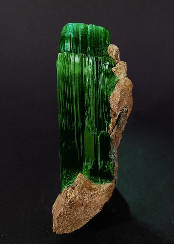 Vivianite<br />Tomokoni Mine, Machacamarca District, Cornelio Saavedra Province, Potosí Department, Bolivia<br />9.5 × 3.9 × 3.2 cm<br /> (Author: Jordi Fabre)