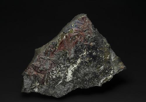 Kermesite, Stibnite<br />Pezinok, Pezinok District, Bratislava Region, Slovak Republic<br />10.0 x 7.2 cm<br /> (Author: am mizunaka)