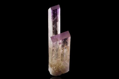 Spodumene<br />Mawi Pegmatite, Nilaw-Kolum, Du Ab District, Nuristan Province, Afghanistan<br />7 x 6.5 x 25 cm<br /> (Author: MIM Museum)