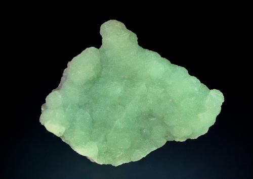 Prehnite<br />Paterson, Condado Passaic, New Jersey, USA<br />12.8 x 10.7 cm<br /> (Author: Michael Shaw)