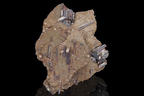 Rutile on Rutile after Hemaite<br />Ambatofinandrahana, Ambatofinandrahana District, Amoron'i Mania Region, Fianarantsoa Province, Madagascar<br />9.5 x 3 x 11.5 cm / main crystal: 2.9 cm.<br /> (Author: MIM Museum)