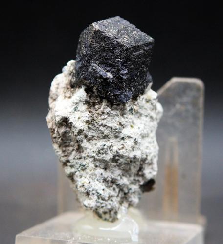Andradita (Grupo Granate)<br />Mina San Antonio, Cehegín, Comarca Noroeste, Región de Murcia (Murcia), España<br />5.5 x 3 cm<br /> (Autor: Pedro Antonio)