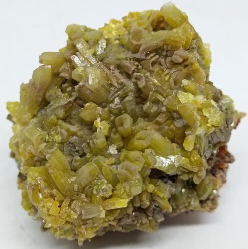 Piromorfita<br />Mina Daoping, Gongcheng, Prefectura Guilin, Región Autónoma Guangxi Zhuang, China<br />5x4.5x4 mm<br /> (Autor: Luis Edmundo Sánchez Roja)