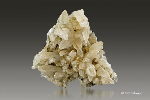 Calcita<br />Iraí, Región Alto Uruguai, Rio Grande do Sul, Brasil<br />6cm x 5,5cm x 2cm<br /> (Autor: Pere Alonso)