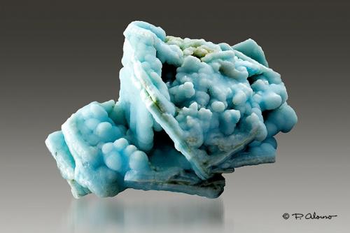 Aragonito<br />Distrito Lashkargah, Provincia Helmand, Afganistán<br />5cm x 3,5cm x 2,5cm<br /> (Autor: Pere Alonso)