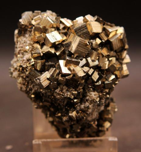 Pirita<br />Perú<br />7.5 x 5.5 cm<br /> (Autor: Pedro Antonio)