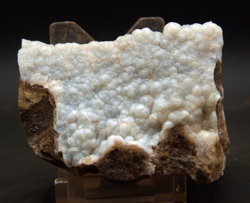 Cuarzo (variedad calcedonia)<br />Volcán Cabezo Negro de Zeneta, Murcia, Comarca Huerta de Murcia, Región de Murcia (Murcia), España<br />6.5 x 4.5 cm<br /> (Autor: Pedro Antonio)