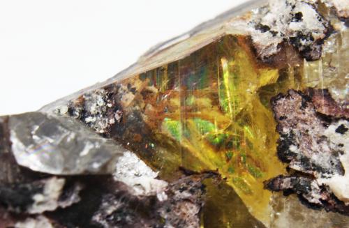 Anglesita<br />Mina Tsumeb, Easter Pocket, Tsumeb, Región Otjikoto, Namibia<br />75x50x35 mm<br /> (Autor: Luis Edmundo Sánchez Roja)