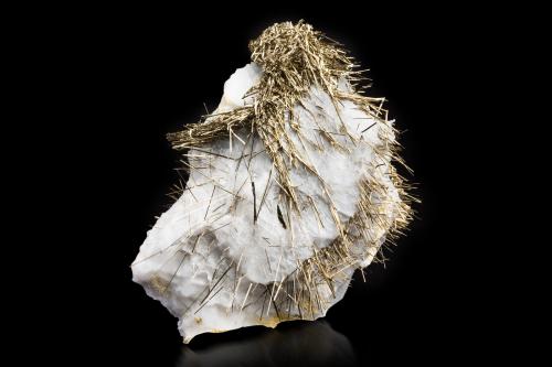 Millerite on Calcite<br />Saranovskii Mine, Saranovskaya (Sarany), Gornozavodskii, Perm Krai, Ural, Russia<br />8 x 6 x 7.5 cm<br /> (Author: MIM Museum)