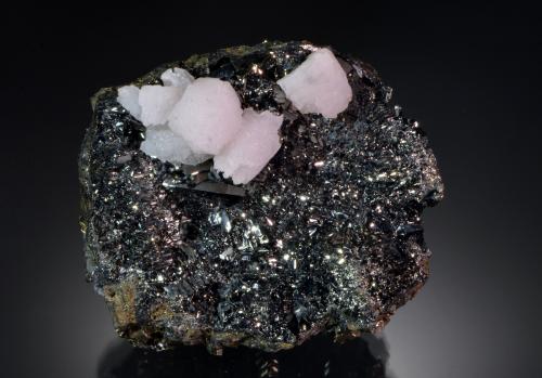 Calcite on Tetrahedrite<br />Pachapaqui mining district, Pachapaqui, Aquia District, Bolognesi Province, Ancash Department, Peru<br />6.7 x 5.9 x 4.6 cm<br /> (Author: Michael Shaw)