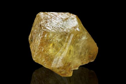Londonite<br />Antsahanana Quarry, Sahatany Valley (Mt. Ibity), Antsirabe II District, Vakinankaratra Region, Madagascar<br />4 x 3.5 x 3 cm<br /> (Author: MIM Museum)