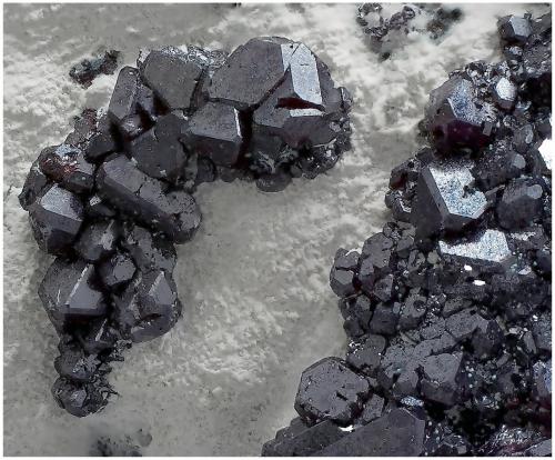 Cuprite<br />Milpillas Mine, Cuitaca, Municipio Santa Cruz, Sonora, Mexico<br />12 cm x 6 cm x 4 cm<br /> (Author: silvia)