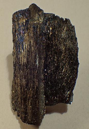 Berthierita<br />Mina Herja, Chiuzbaia, Baia Sprie, Maramures, Rumanía<br />5,5 x 3 x 2 cm<br /> (Autor: Frederic Varela)