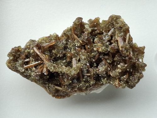 Zanazziite, Eosphorite<br />Concesión Ilha, Taquaral, Itinga, Vale do Jequitinhonha, Minas Gerais, Brasil<br />2,2 x 1,3 cm<br /> (Author: Volkmar Stingl)