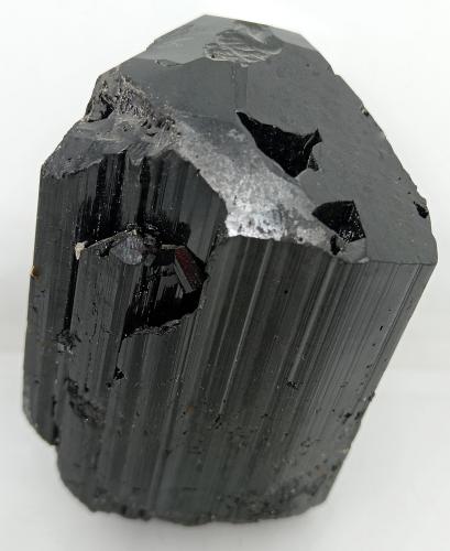 Turmalina Chorlo<br />Distrito Karibib, Región Erongo, Namibia<br />80x50x50 mm.<br /> (Autor: Luis Edmundo Sánchez Roja)