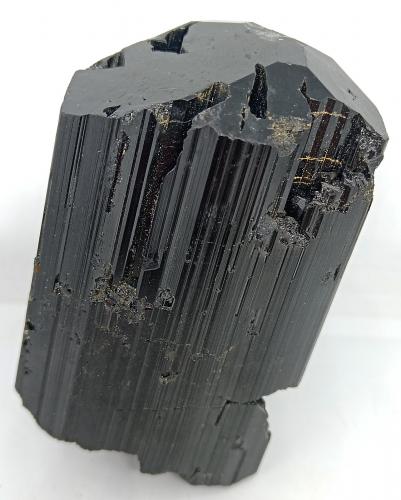 Turmalina Chorlo<br />Distrito Karibib, Región Erongo, Namibia<br />80x50x50 mm.<br /> (Autor: Luis Edmundo Sánchez Roja)