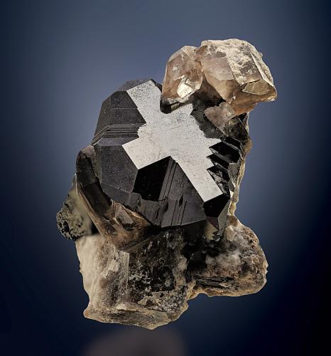 Bixbyita (Subgrupo), topacio<br />Concesión Solar Wind, Cordillera Thomas, Condado Juab, Utah, USA<br />25 x 20 mm<br /> (Autor: Borja Sainz de Baranda)