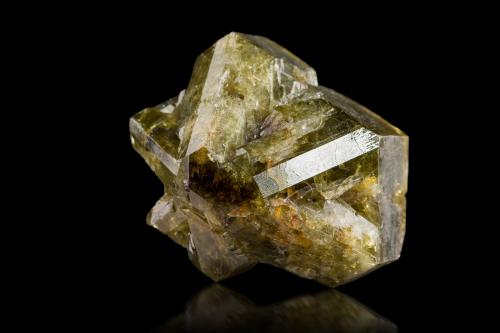 Chrysoberyl<br />Itaguaçu, Espirito Santo, Sudeste Region, Brazil<br />5.5 x 5 x 4 cm<br /> (Author: MIM Museum)