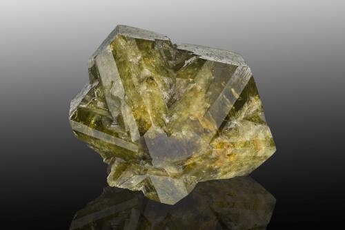Chrysoberyl<br />Itaguaçu, Espirito Santo, Sudeste Region, Brazil<br />5.5 x 5 x 4 cm<br /> (Author: MIM Museum)