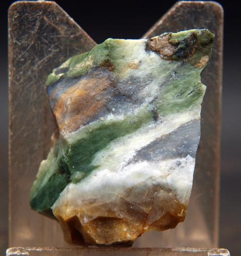 Opalo<br />Volcán Cabezo Negro de Zeneta, Murcia, Comarca Huerta de Murcia, Región de Murcia (Murcia), España<br />4 x 7.5 cm<br /> (Autor: Pedro Antonio)
